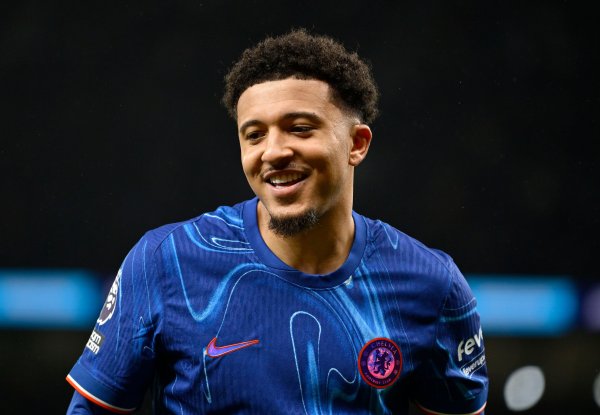 富牛网 记者：曼联已通知桑乔续约1年条款 经纪人本想等他合同到期挣大钱